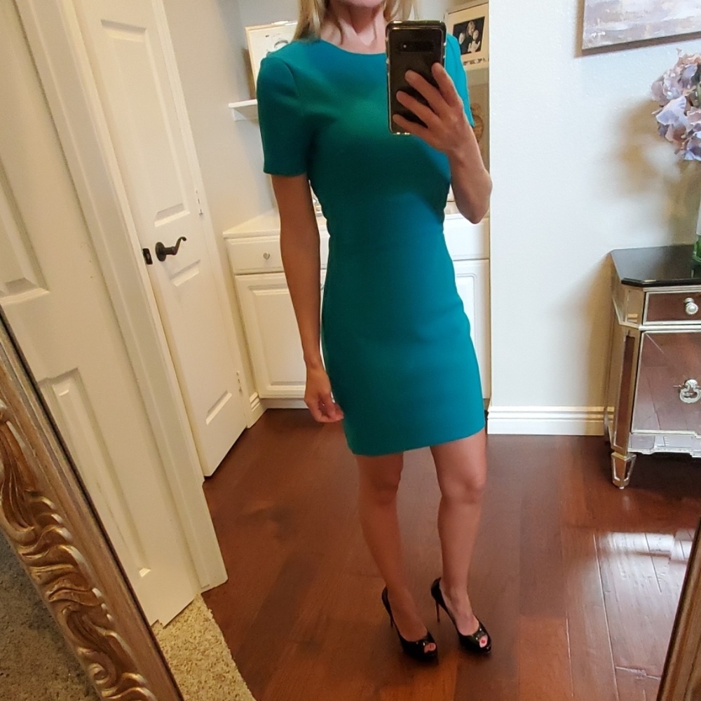 Manhattan real dress from Likely